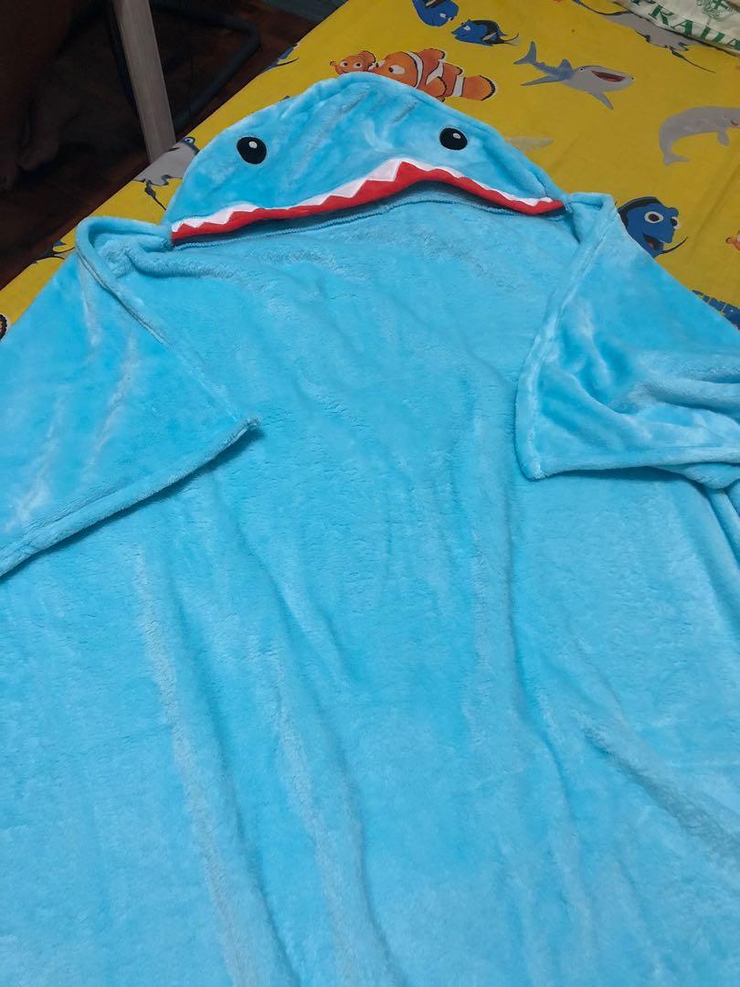 Shark Bath Robe/Blanket (Category: Bathtub & Bath Accessories) located in Manila. Submitted by Klet01 (Listing ID 1078398888, Image 1). Description: .