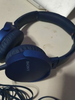 (Category: ) located in . Submitted by headphone (Listing ID 1078543668, Image 1). Description: .