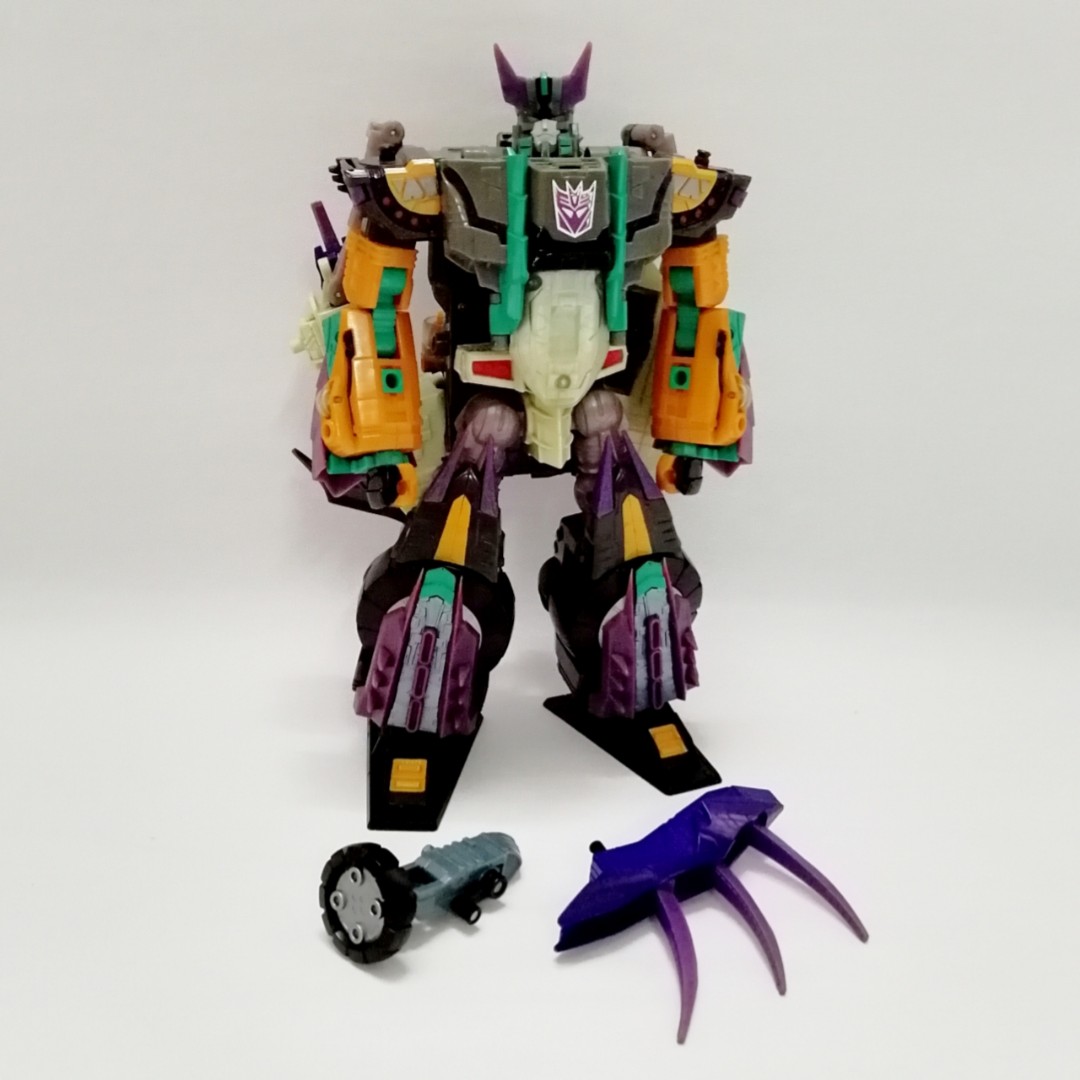 Transformers Cybertron Megatron Leader Class Triple Changer, Hobbies