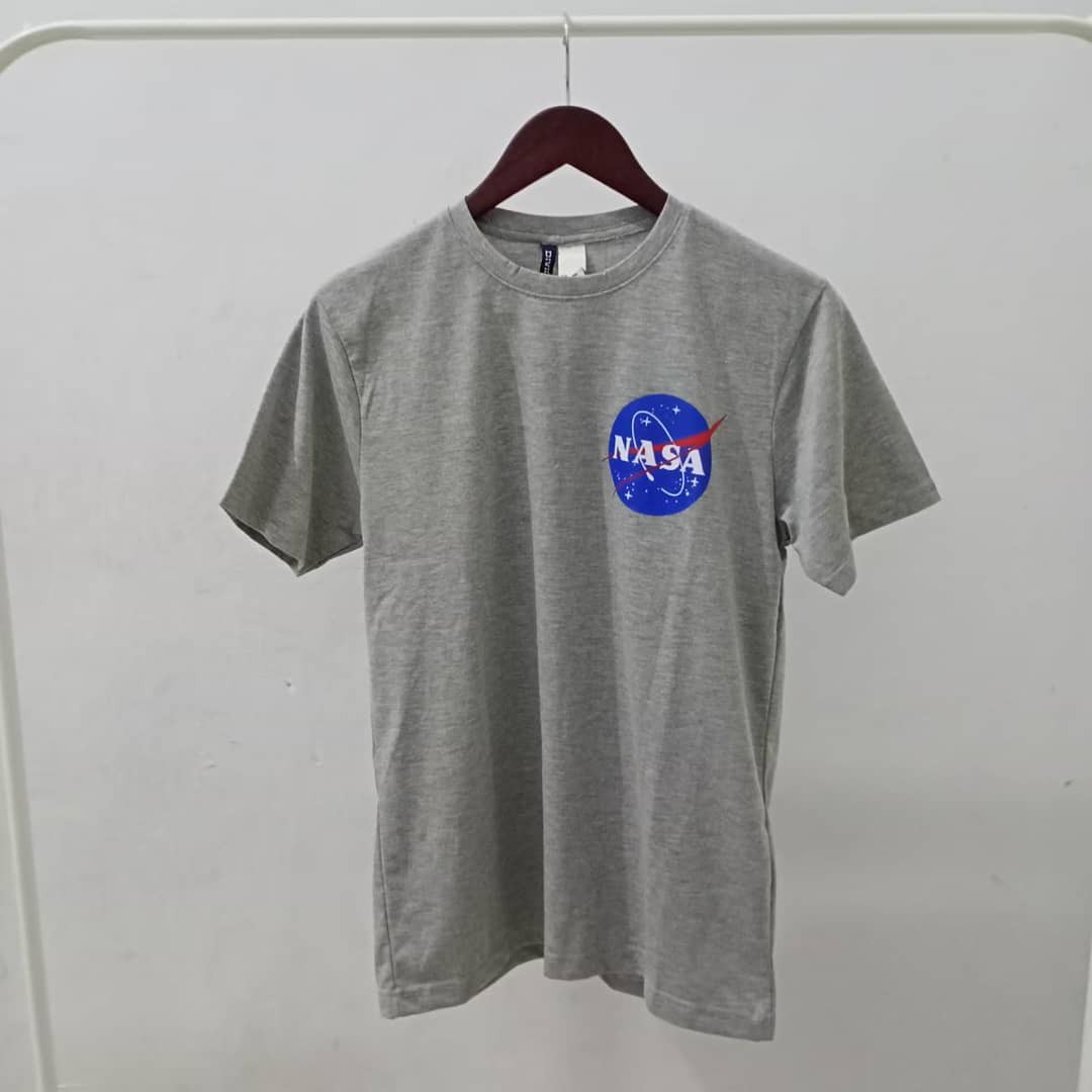 T-SHIRT H\u0026M NASA GREY price : 135k 