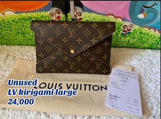 (Category: ) located in . Submitted by graciasluxurybag (Listing ID 1078508109, Image 1). Description: .