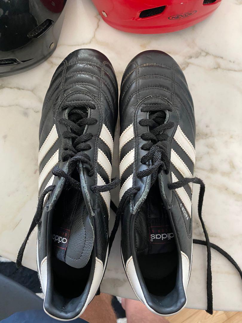 Boys leather football boots top