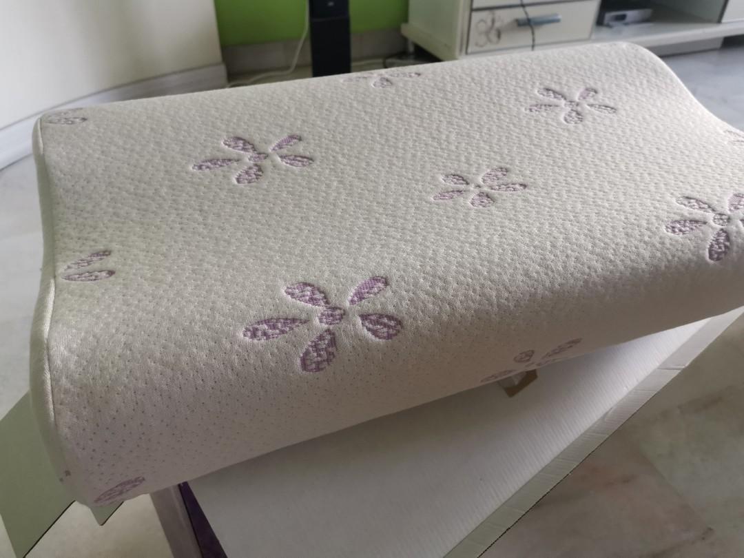 winny lavender memory pillow
