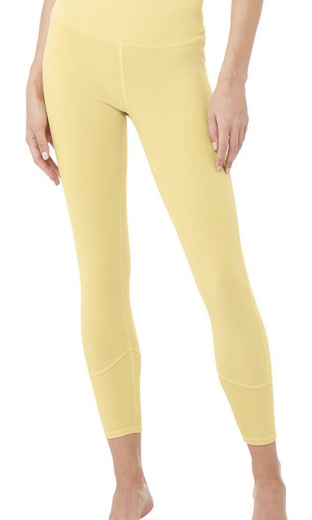 Bnwt Alo Yoga 7 8 High Waist Alo Sueded Lounge Leggings Sulphur Wash M Women S Fashion Activewear On Carousell