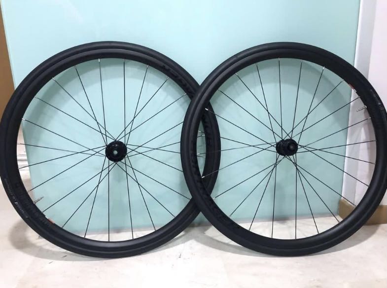 日本産】 【美品】Bontrager Affinity Disc TLR 2本セット パーツ