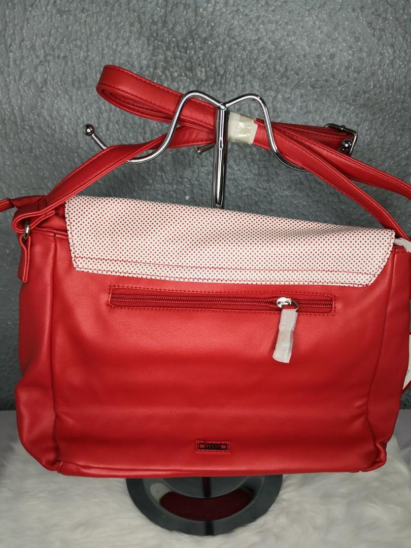 Carpisa sling bag Women s Fashion Bags Wallets Cross body Bags on Carousell