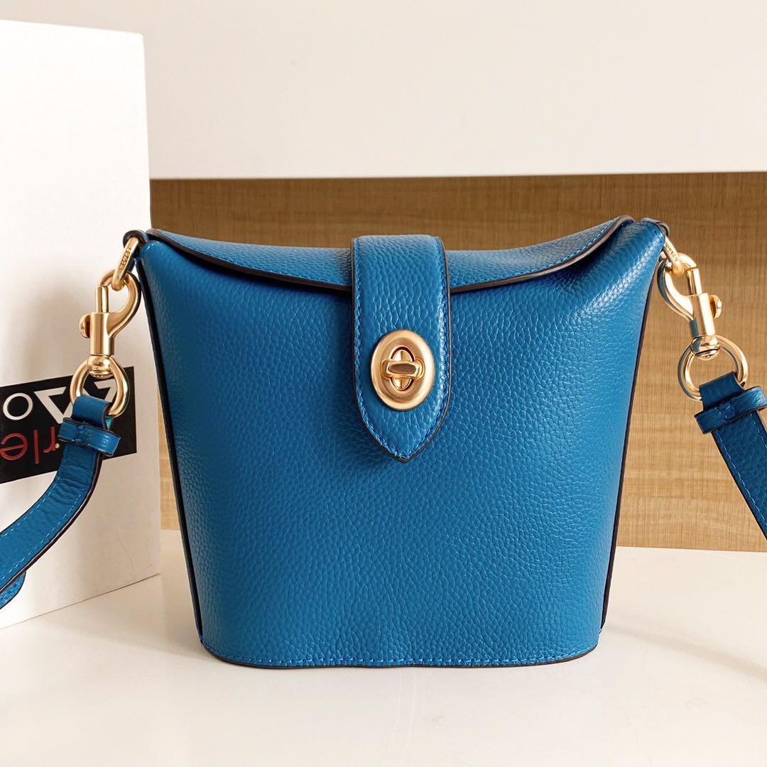 coach addie crossbody