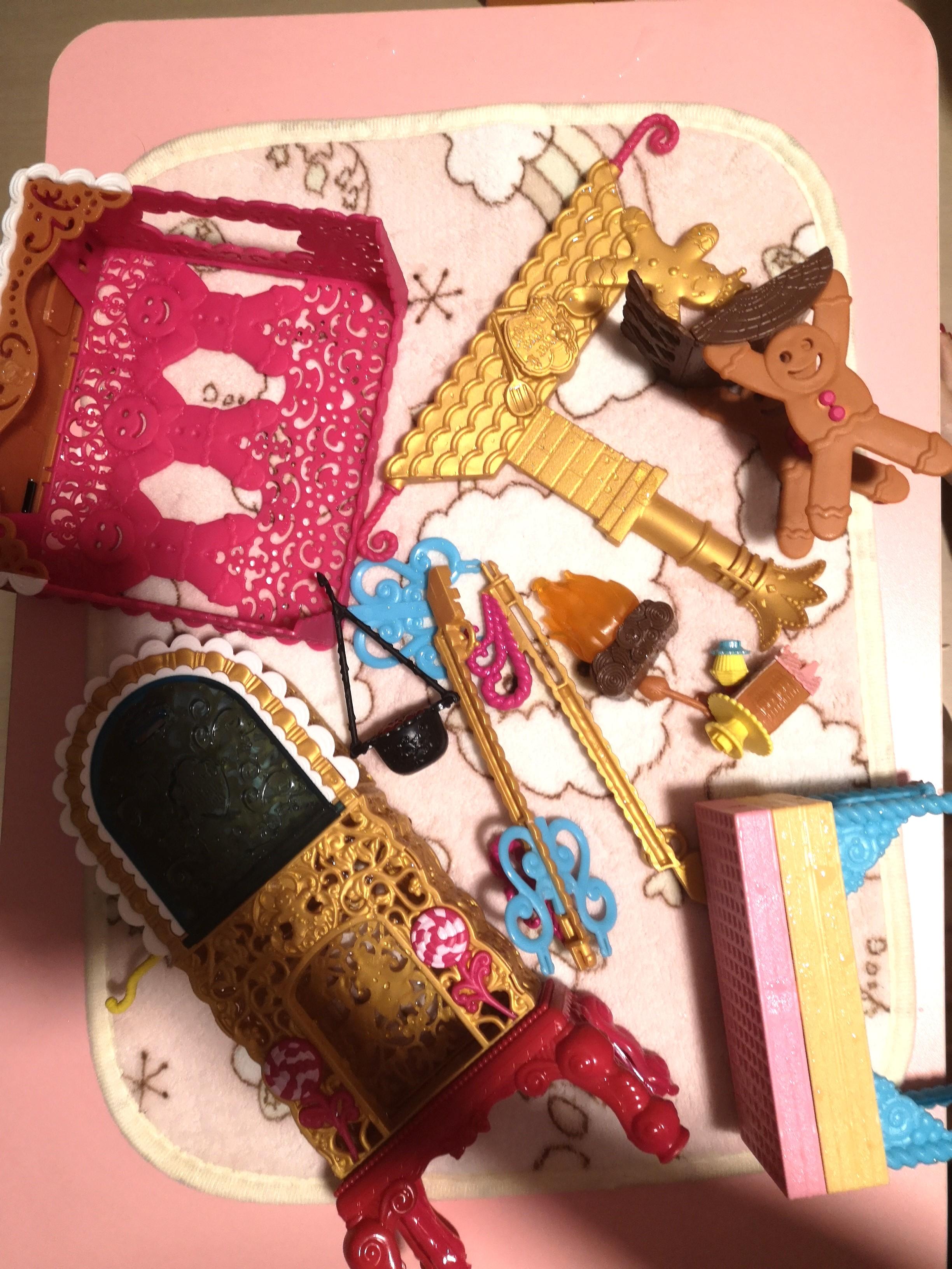 Ever after high furniture top
