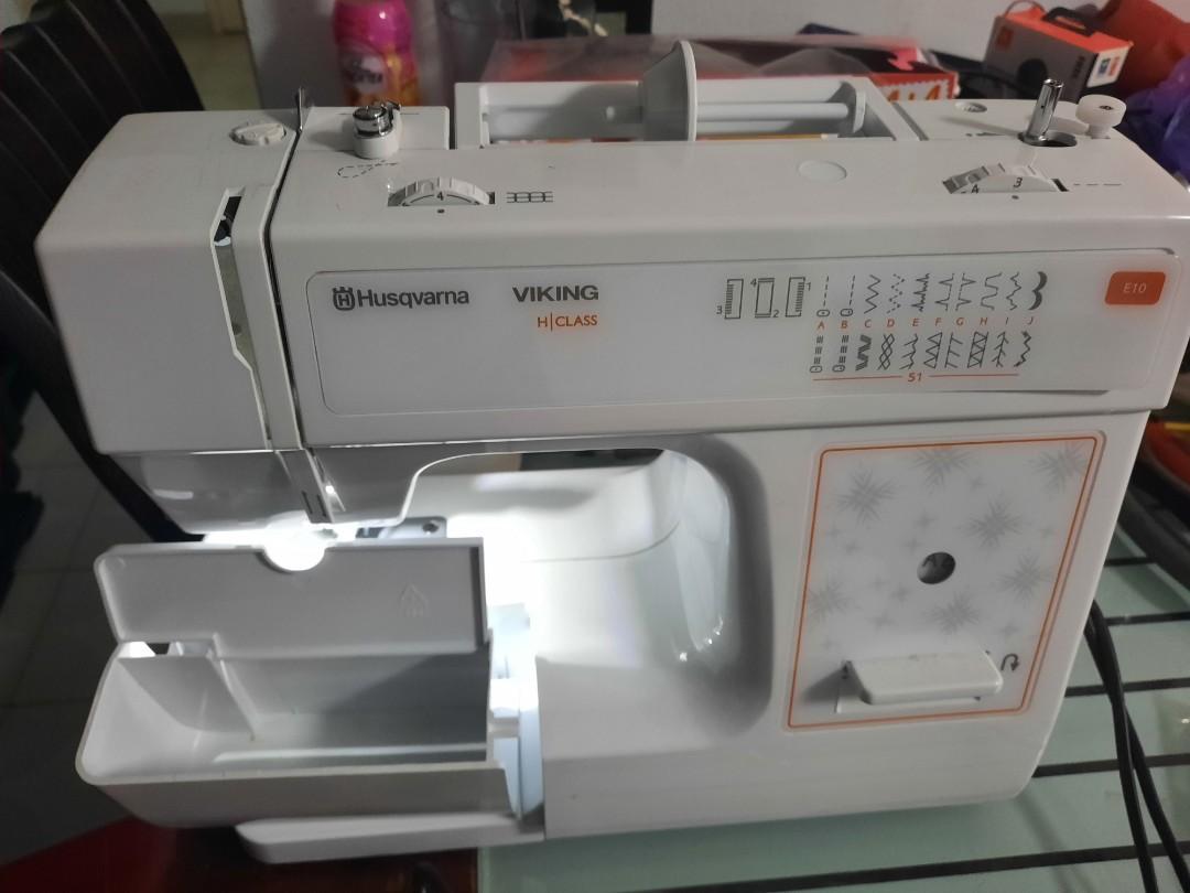 HUSQVARNA VIKING E10 SEWING MACHINE, TV & Home Appliances, Washing