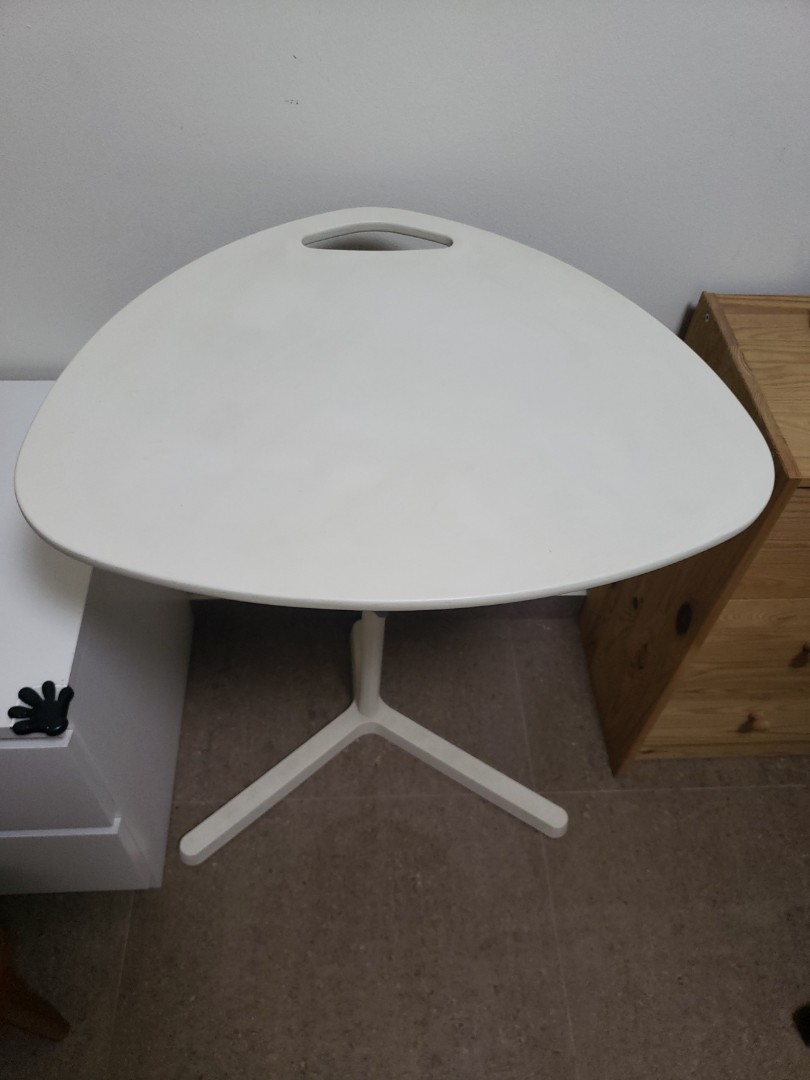 Ikea svartasen white online laptop stand