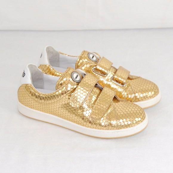 Gold velcro top sneakers