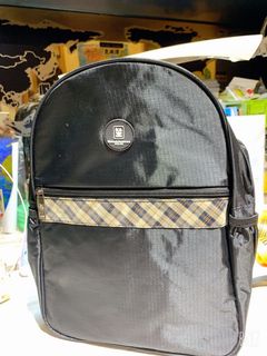 由 charmhhh (刊登 ID 1078671359，圖片 1) 提交，位於 的 (類別：)，說明：。