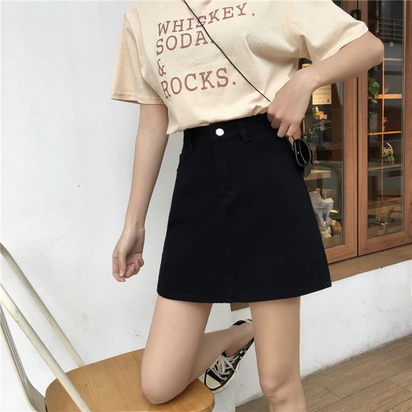 Black denim online skirt outfit korean