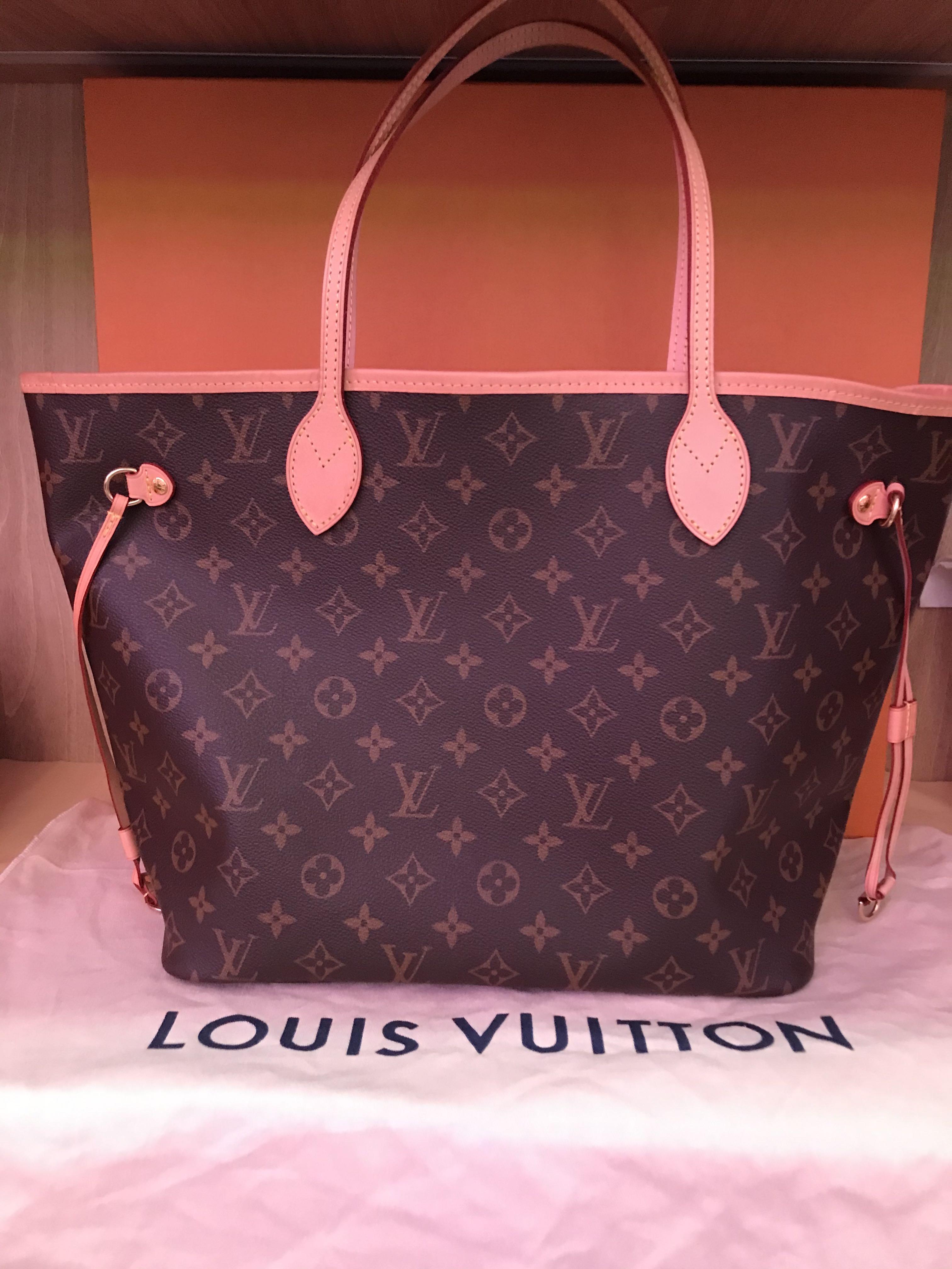 I found the LV Neverfull MM for $600. It's been hot stamped & the pouch is  missing and has an ink stain on the interior. Is it worth it? :  r/Louisvuitton