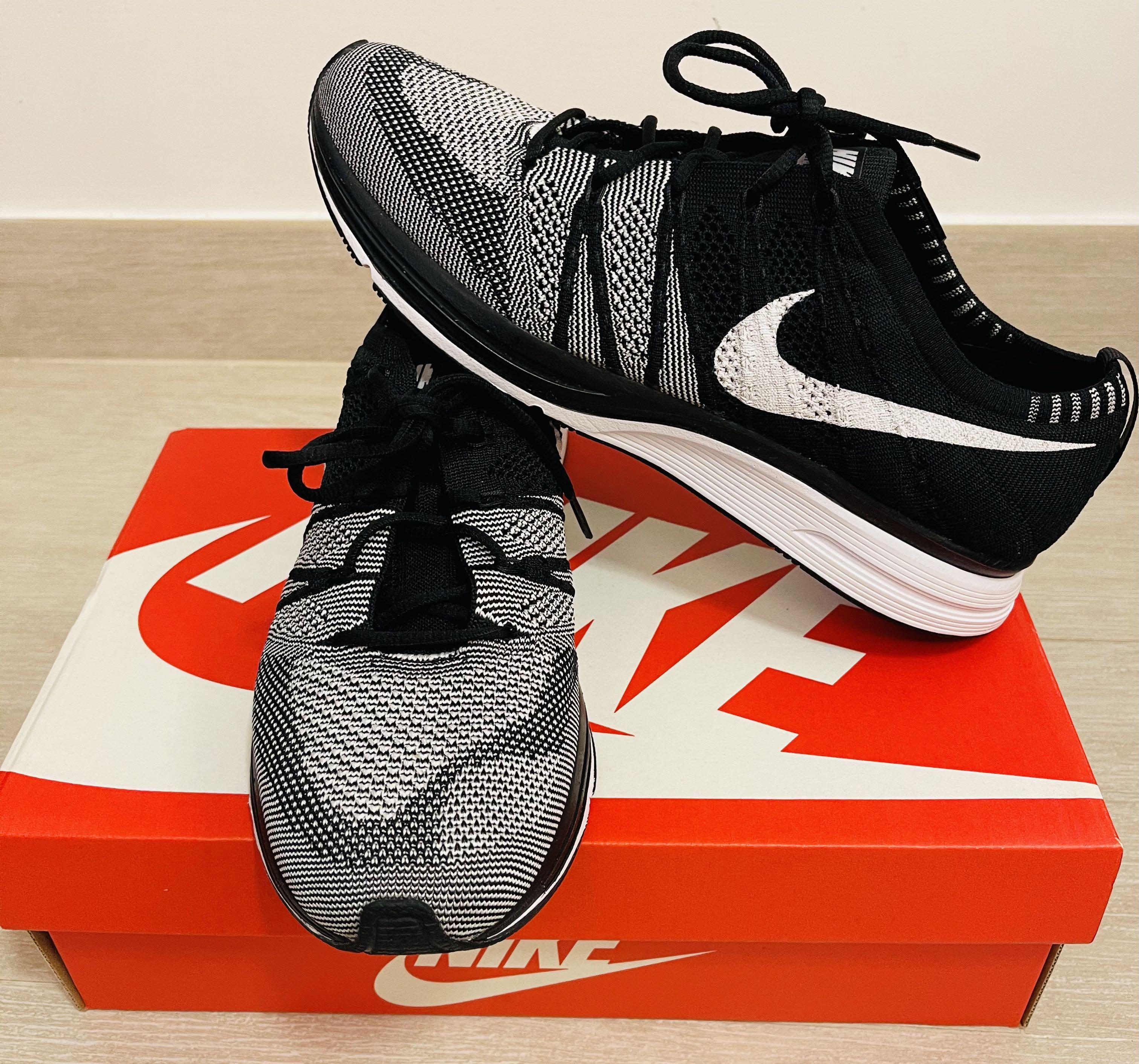 flyknit trainer oreo