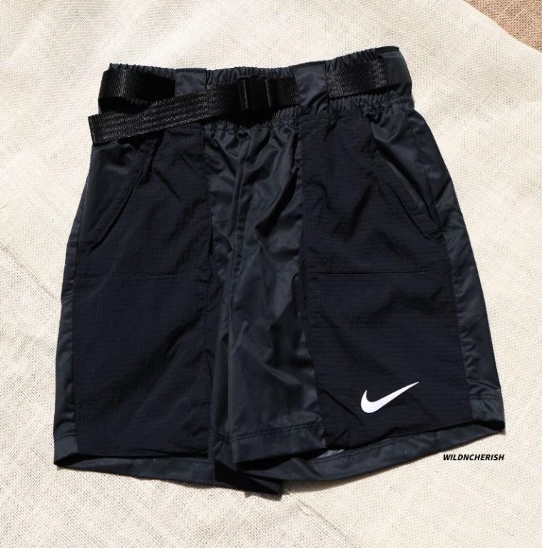 Nike Woven Buckle Shorts S SIZE