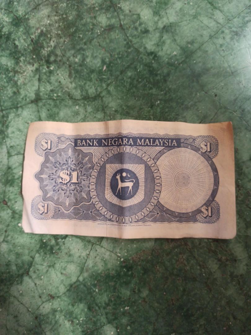 RM1 old note (Category: Currency) located in Kuala Lumpur. Submitted by wct12 (Listing ID 1078582005, Image 2). Description: for serious buyer.