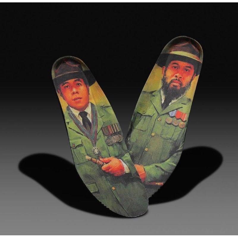 Sepatu Compass X Bbq Mountain Boys, Men's Fashion, Footwear, Sneakers ...