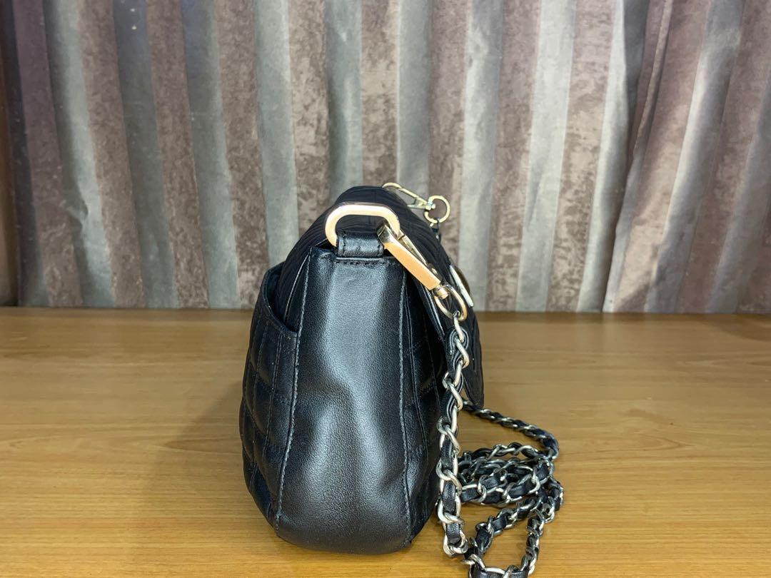 Bana bana discount sling bag
