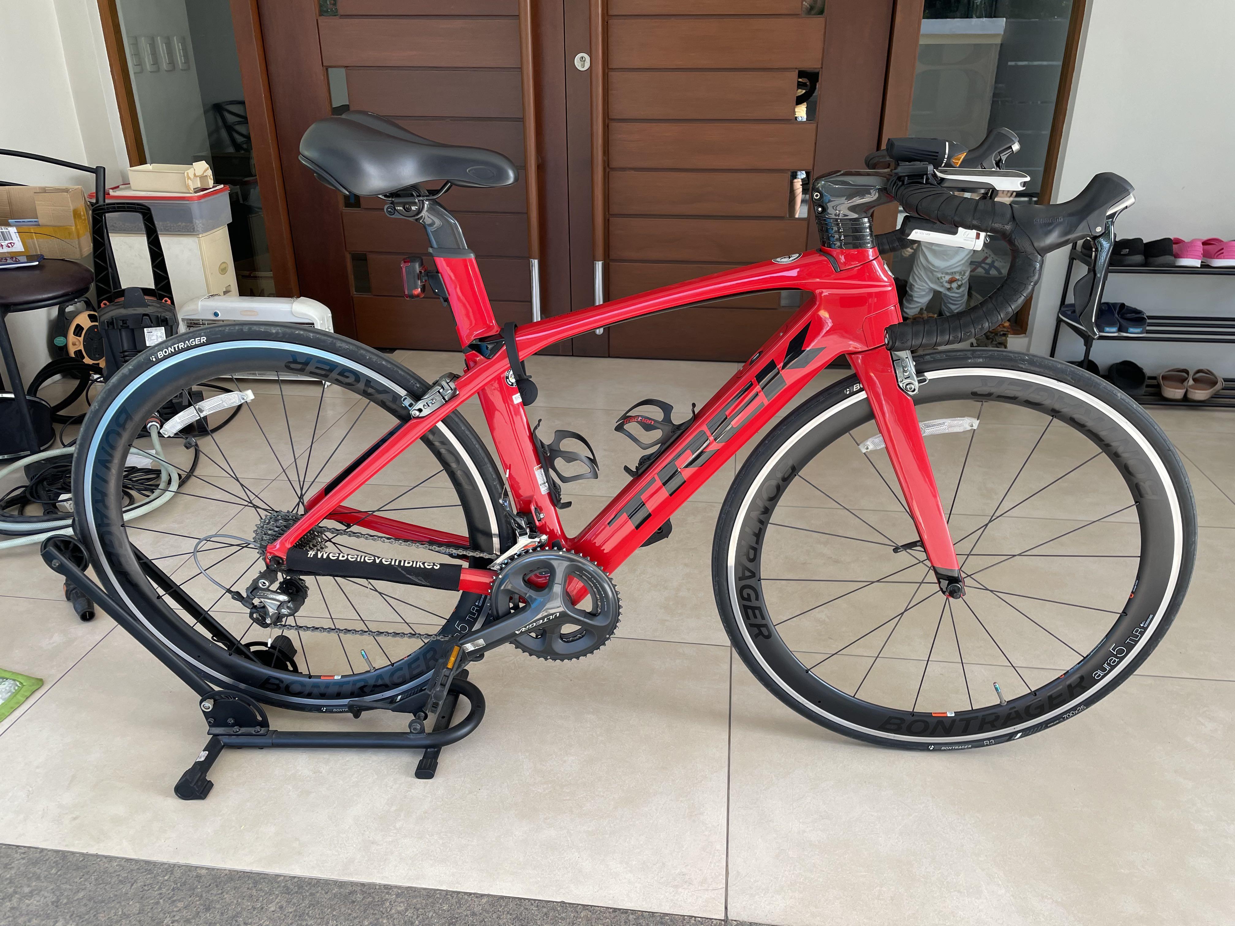 Trek madone 9.2 black red, Sports 