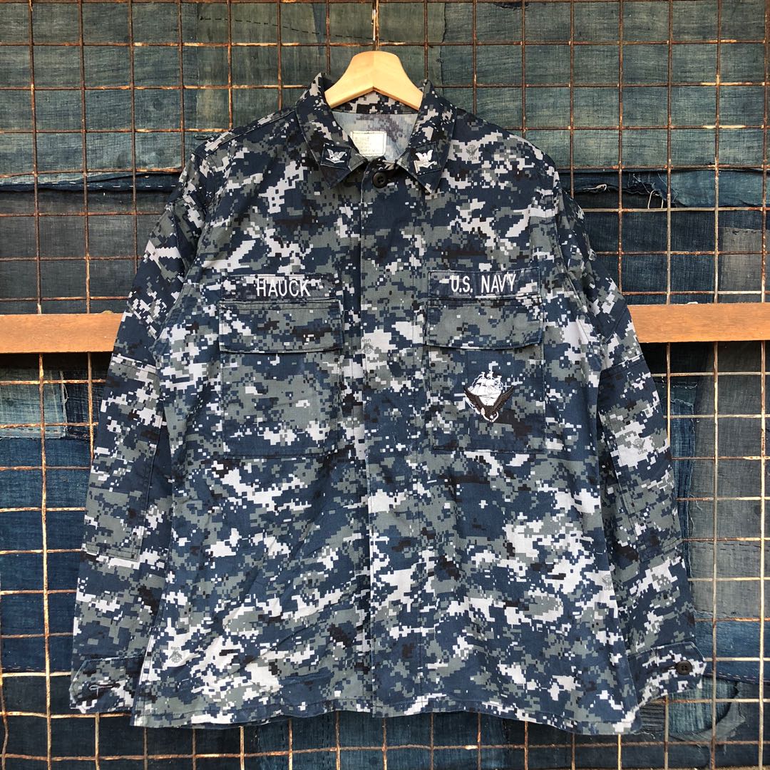 Navy digital camo jacket discount