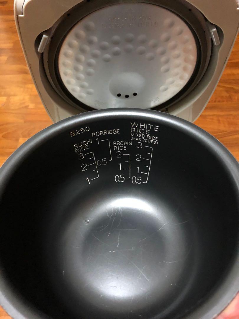 Zojirushi NSLAQ05 3cup rice cooker, TV & Home Appliances, Kitchen