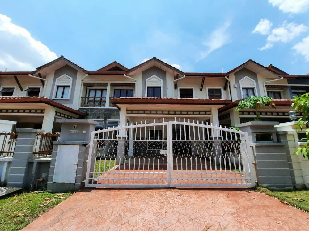 2 Storey Hyperlink D Kayangan Seksyen 13 Shah Alam Property Rentals On Carousell