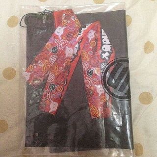 （分類：）位於 。 由 pinkylit 提交（商品編號 1072997990，圖片 1）。簡介： 。