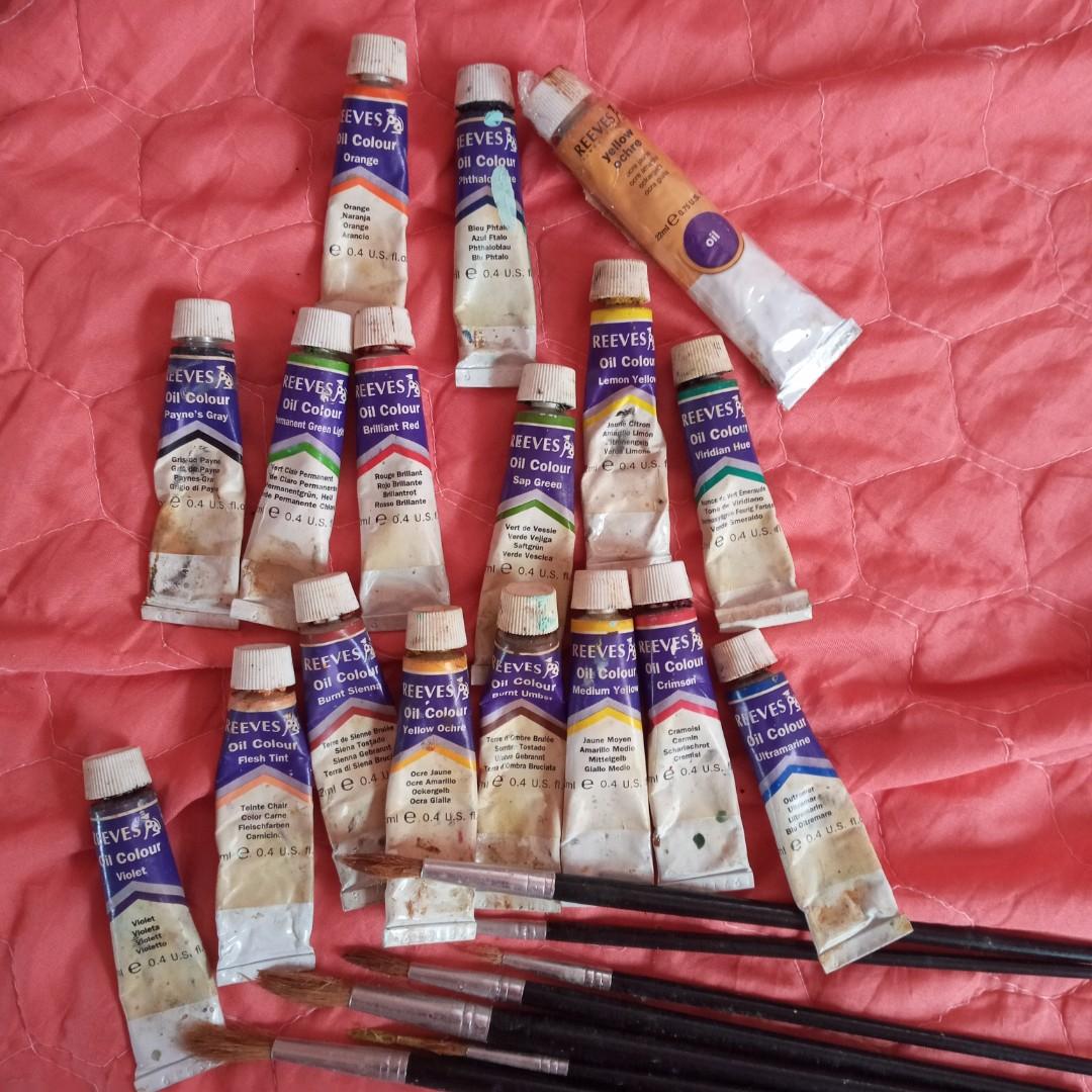Art Materials for sale (bundle or not) (Category: Craft Supplies & Tools) located in Manila. Submitted by ariaff (Listing ID 1073090609, Image 3). Description: .