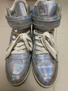 （分類：）位於 。 由 moonstarchan 提交（商品編號 1073130323，圖片 1）。簡介： 。