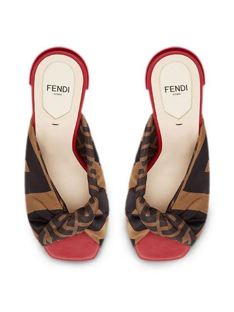 Fendi logo deals twist mules