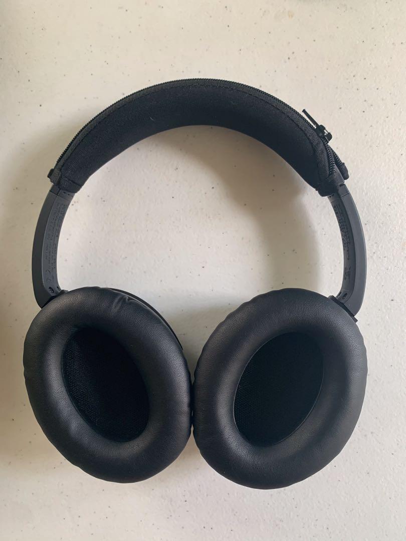 Bose wired noisecancelling headphones 15), Audio