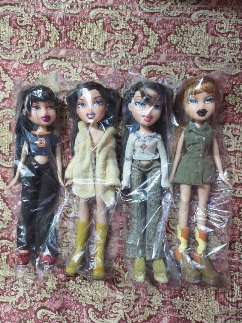 BRATZ BUNDLE, Hobbies & Toys, Toys & Games on Carousell