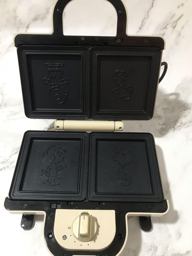 Bruno Snoopy sandwich maker (double), TV & Home Appliances, Kitchen