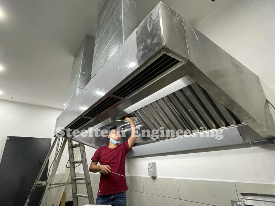 Commercial Kitchen Exhaust Hood Duct