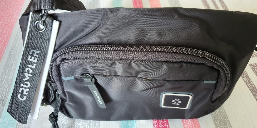 Crumpler stash hip best sale pack
