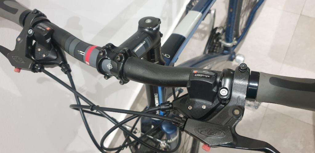Diamondback insight 1 on sale hybrid bike