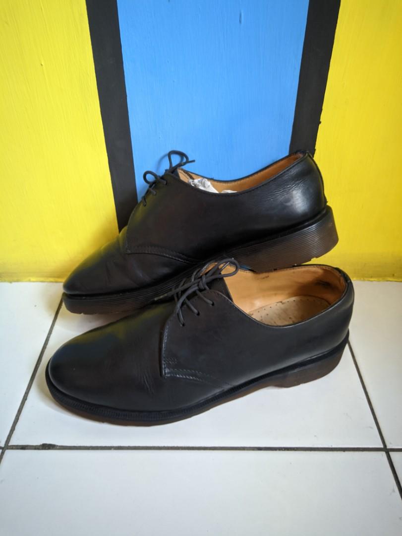 Dr martens on sale 1484