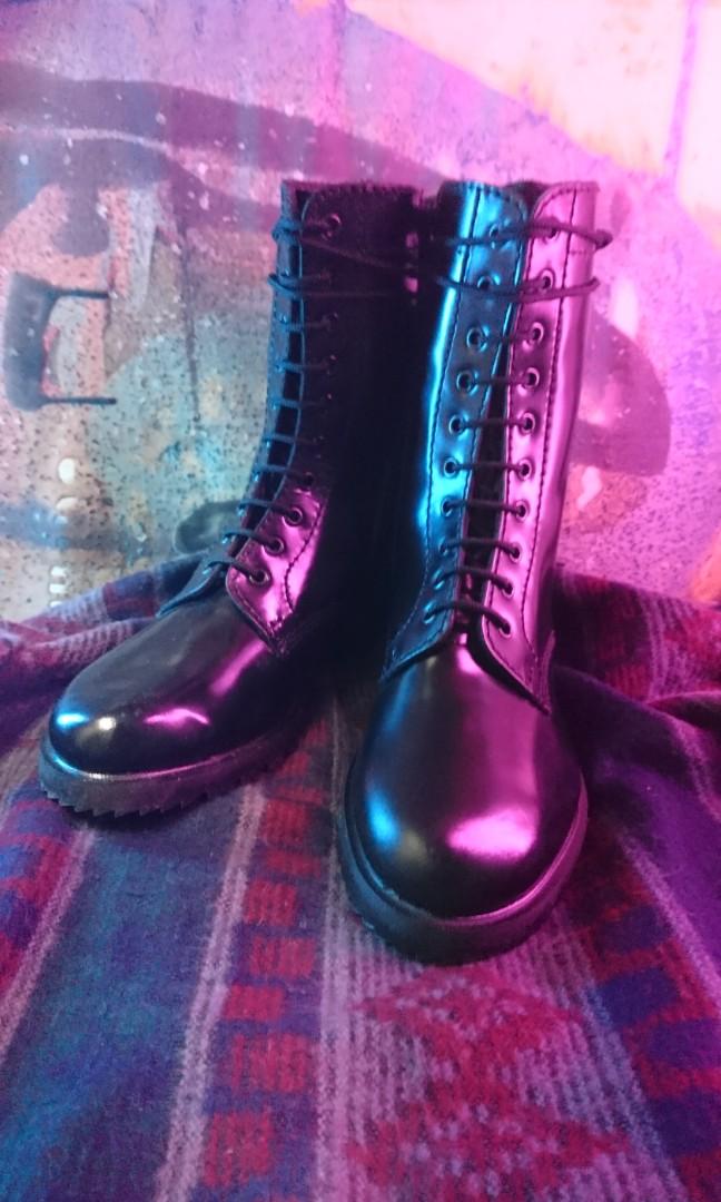 Dr martens underground sales