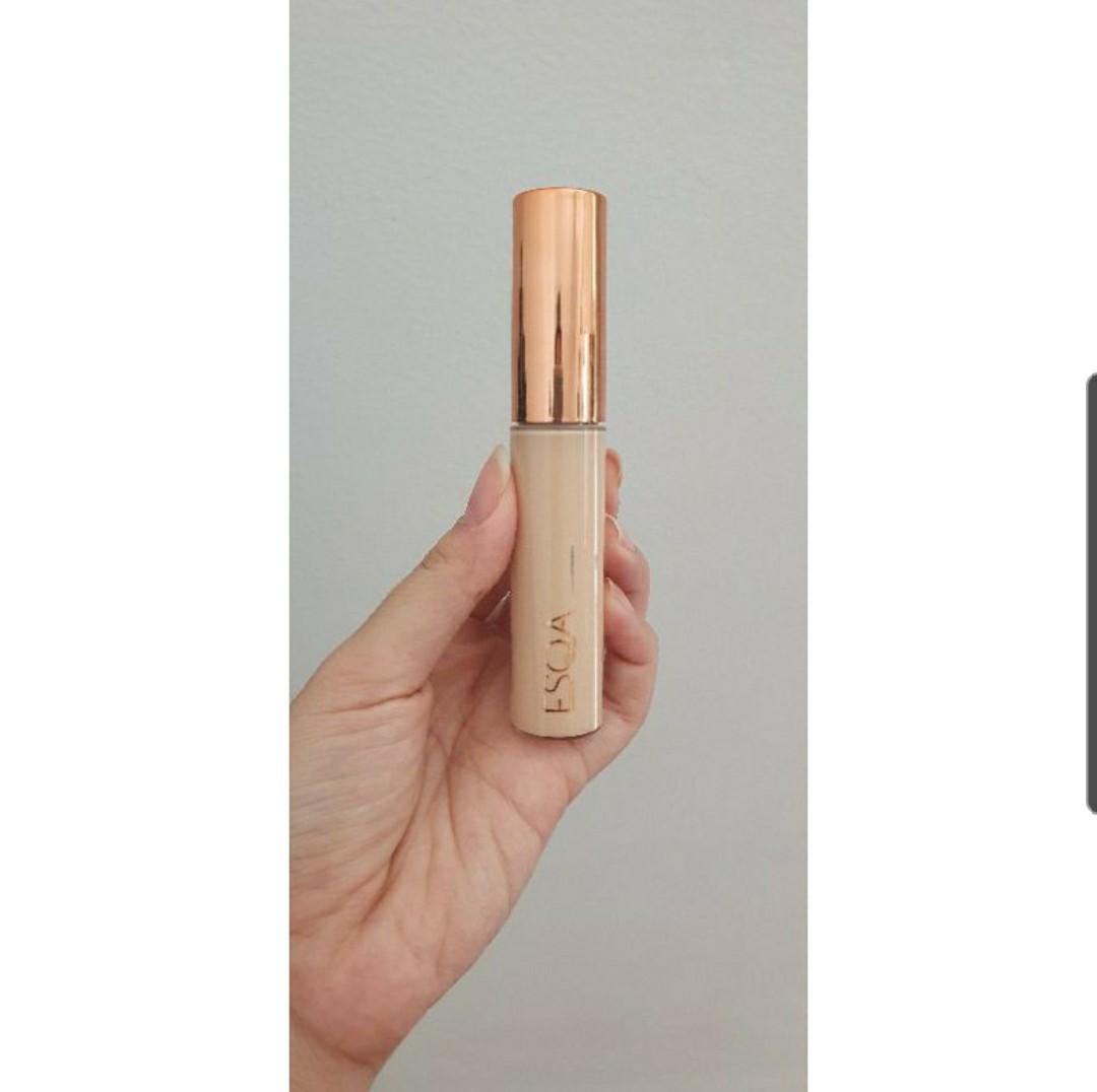 esqa concealer