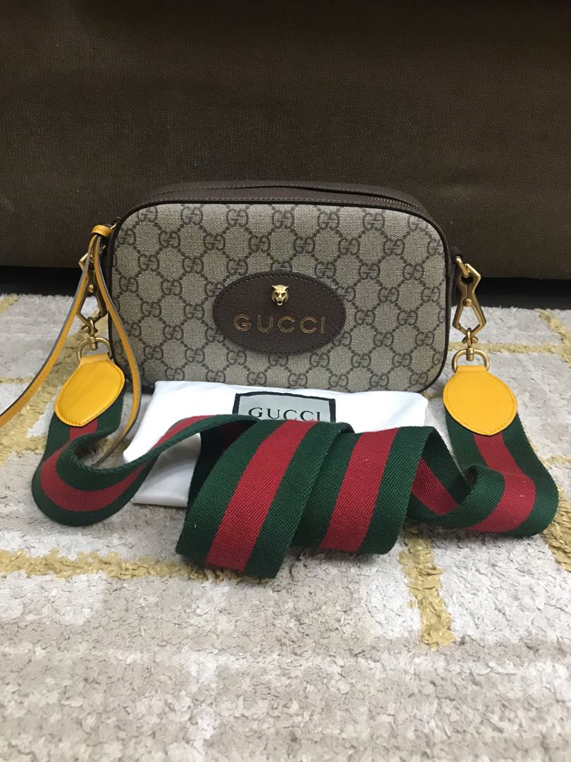 Gucci camera outlet sling bag
