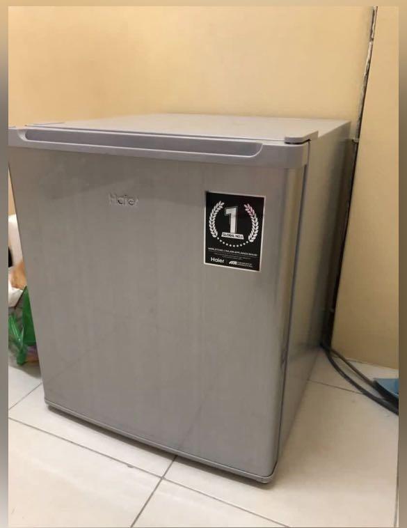 Haier Mini Bar Refrigerator 50L, TV & Home Appliances, Kitchen