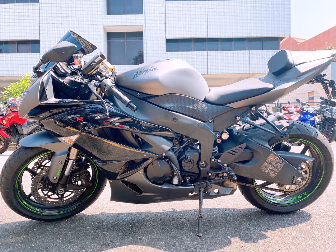 Kawasaki ZX6R 2025 July ninja 600 Low mileage , Motorcycles