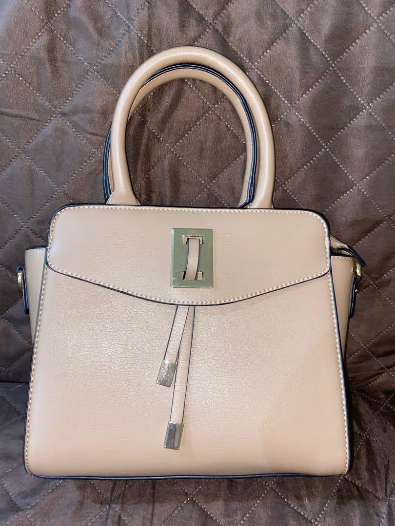 La terre fashion reviews on sale