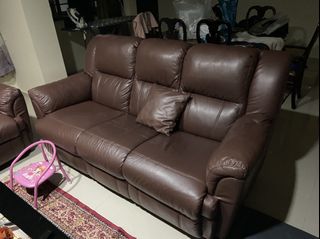 (Category: ) located in . Submitted by garagejunks (Listing ID 1073088760, Image 1). Description: .