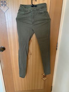 (Category: ) located in . Submitted by yy_ms (Listing ID 1072996902, Image 1). Description: .