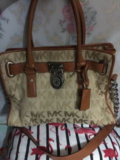 （分類：）位於 。 由 shoppeehk 提交（商品編號 1073080458，圖片 1）。簡介： 。