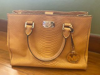 (Category: ) located in . Submitted by queenabbi (Listing ID 1072978206, Image 1). Description: .