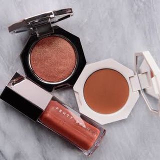 (Category: ) located in . Submitted by makeupjellyjilli (Listing ID 1073033882, Image 1). Description: .