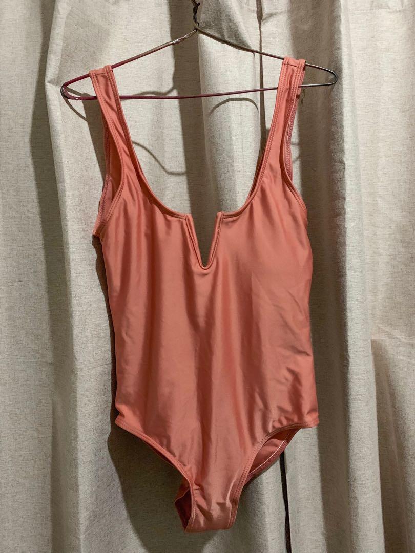 One Piece Swimsuit Women S Fashion Swimwear Bikinis Swimsuits On Carousell